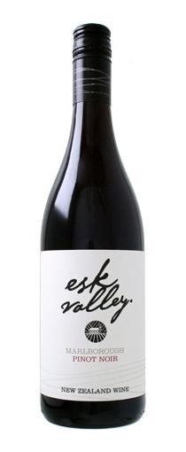 esk-valley-range-pinot-noir-6801